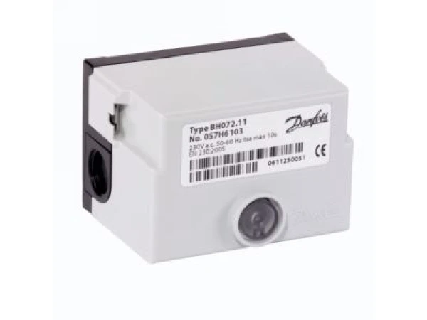 Блок розжига Danfoss BHO72.11 (057H6103) для двухступенчатых горелок и теплогенераторов, артикул 057H6103