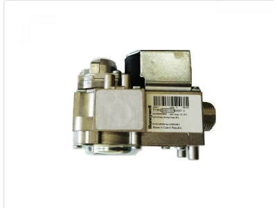 Газовый клапан Honeywell VK4115V B 2007 (39830390) для котлов Ferroli