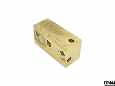 Распределительный блок 100 x 50 x 40 мм