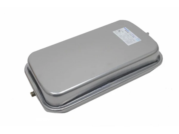 Расширительный бак Cimm 12л для котлов Ariston Clas B, Chaffoteaux Niagara C 25-30 CF/FF (артикул 60001243)